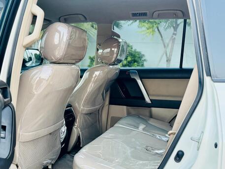 Bhd 5500, Toyota Land Cruiser Prado, 2012, 180000 Km, 4 Cylinder - Clean - Bahrain