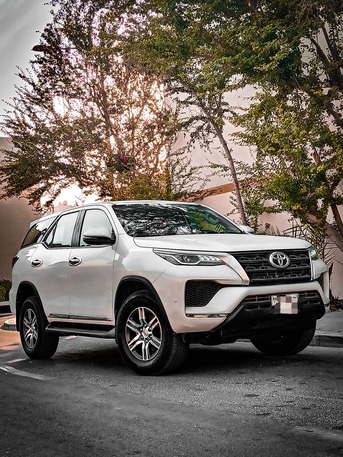 Bhd 10600, Toyota Fortuner, 2022, Automatic, 99000 Km, Under Warranty Agent Maintained Car For Sale