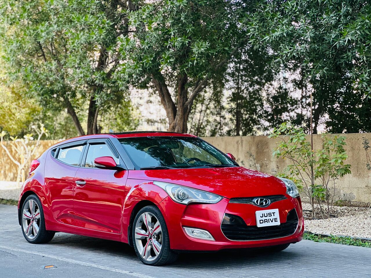Bhd 1750, Hyundai Veloster, 2013, Automatic, 165000 Km, Model Single Owner Coupe Call Or Whatsapp On 35400768 ,33665080
