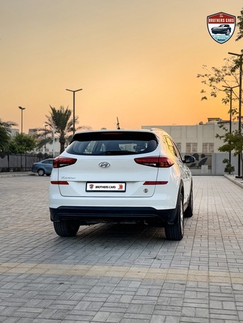 Bhd 100, Hyundai Tucson, 2019, Automatic, 97000 Km, 2.0l Model For Sale