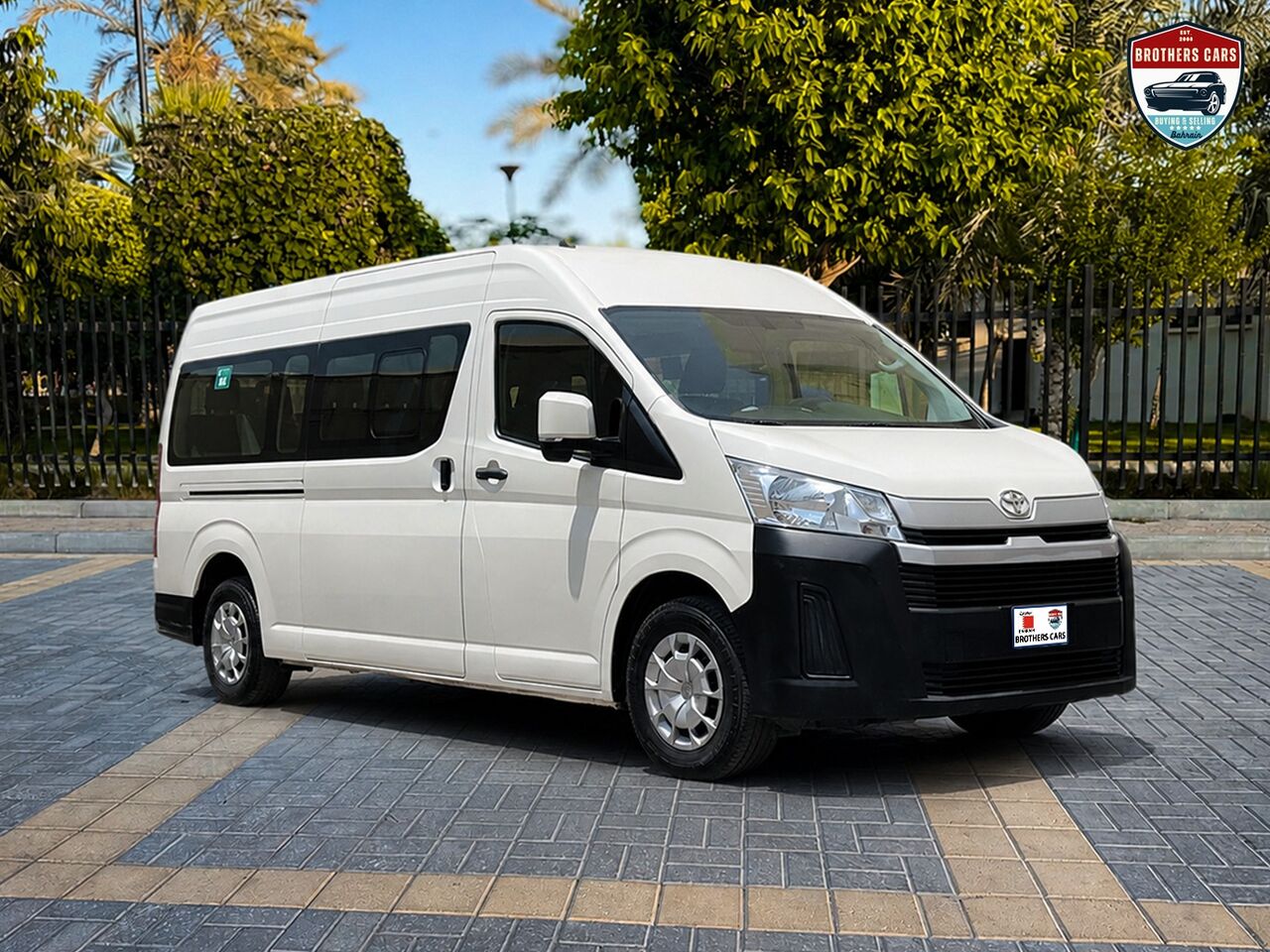 Bhd 100, Toyota Hiace Passenger, 2023, Automatic, 81000 Km, Model For Sale